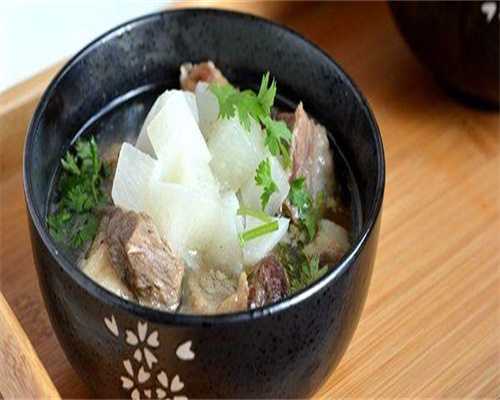 例假是黑色的怎么回事（月经回潮是什么意思）